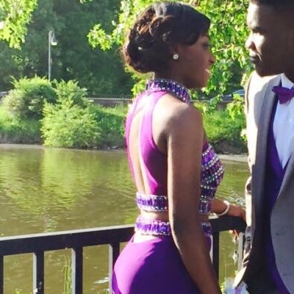 Prom Dress - Picture 2 of 6